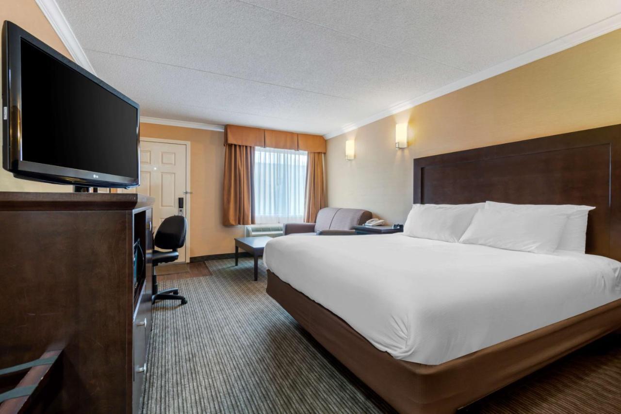 Best Western Plus Dryden Hotel And Conference Centre Exteriör bild